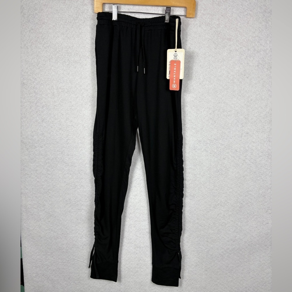 Satva Jogger Black Size Small